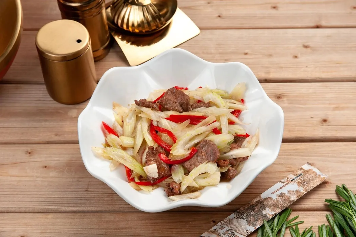 Сельдерей с мясом