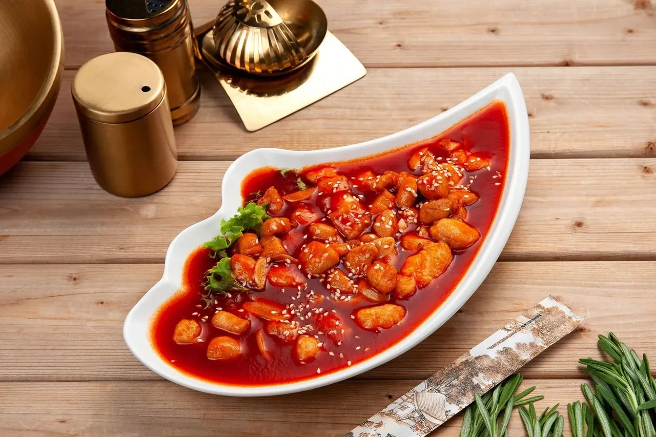 Курица в кисло-сладком / кисло-остром соусе